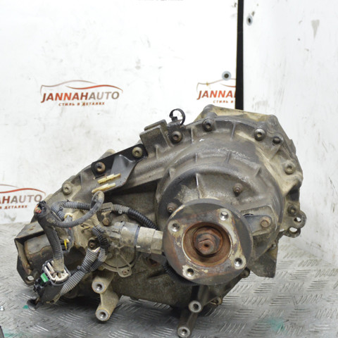 Коробка роздавальна в зборі 473004C110 HYUNDAI
