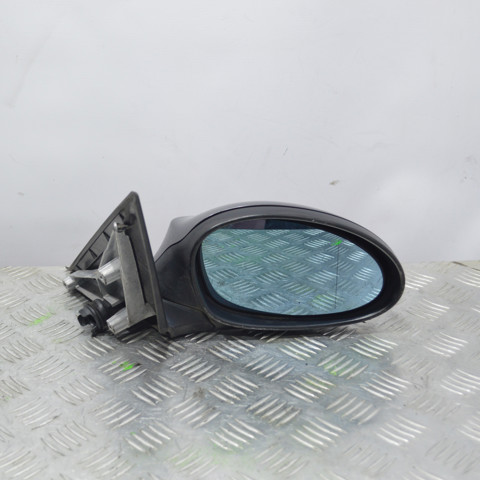 Корпус дзеркала заднього виду, правий 51167189850 BMW