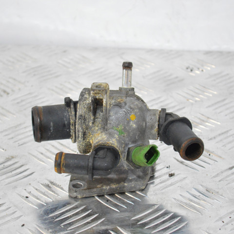 Корпус термостата в зборі 55202373 OPEL