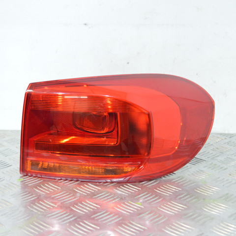 Стоп задній 5N0945096Q VAG
