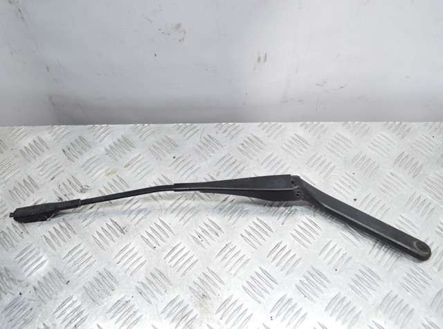 Поводок двірника 61617169971 BMW