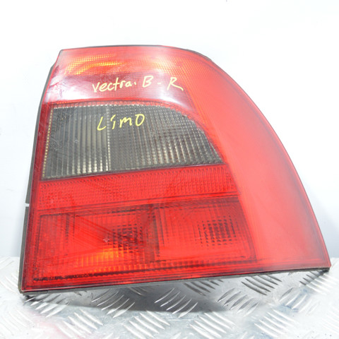 Задні ліхтарі 62145 OPEL