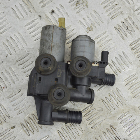 Кран системи опалення 64118369807 BMW