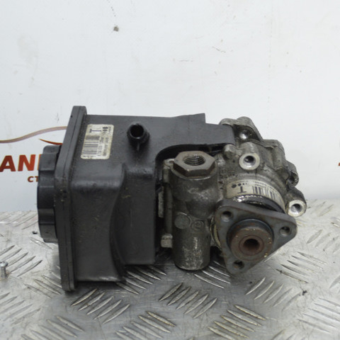 Насос гідропідсилювача керма (ГПК) 6756575 ZF PARTS