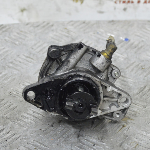 Насос вакуумний 73501358 FIAT