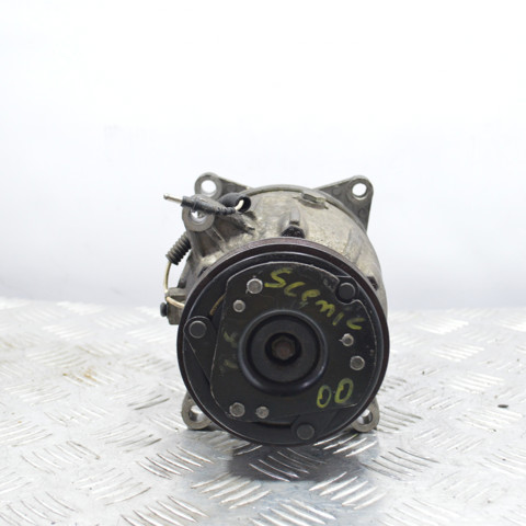 Компресор кондиціонера 7700273320 RENAULT