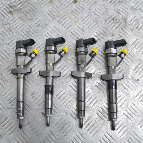 Форсунка паливна 8200084534 RENAULT