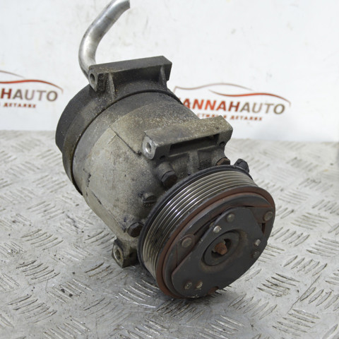 Насос кондиціонера 8200421410 RENAULT