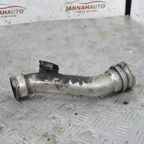 Трубка відводу кар.газов 8200447887 RENAULT