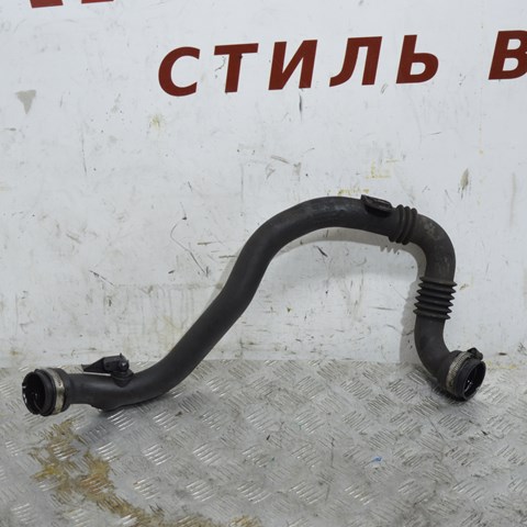 Шланг/патрубок интеркуллера 8200527669 RENAULT