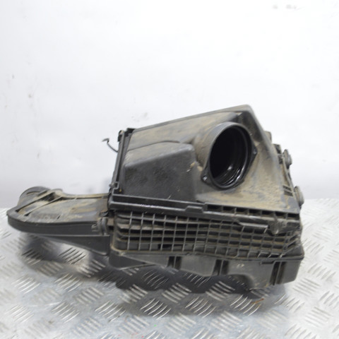 Корпус повітряного фільтра 8200545836 RENAULT
