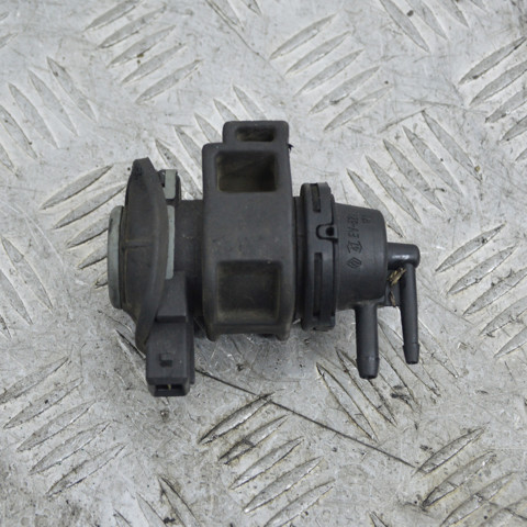 Перетворювач тиску (соленоїд) наддуву / EGR 8200575400 RENAULT