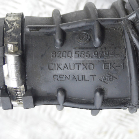 Патрубок повітряний, вихід повітряного фільтра 8200586979 RENAULT