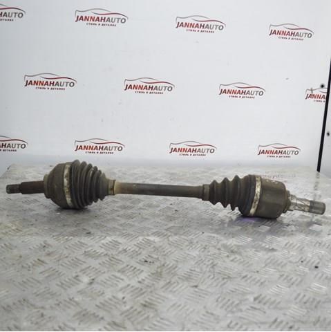 Привід передній правий 8200776535 RENAULT