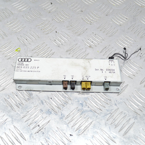 Підсилювач сигналу антени 8E9035225P VAG