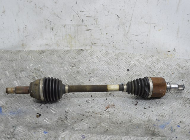Піввісь передня ліва 8V513B437AAB FORD