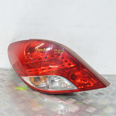 Задні ліхтарі 9686566080 PEUGEOT