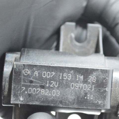 Перетворювач тиску (соленоїд) наддуву / EGR A0071531428 MERCEDES