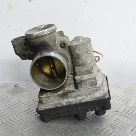 Дросільна заслінка в зборі A1661413125 MERCEDES