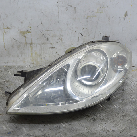 Фара дальнього світла в зборі A1698200561 MERCEDES