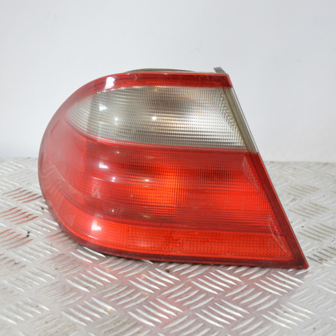 Ліхтар задній A2088200164 MERCEDES