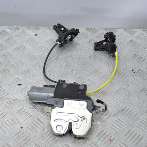 Замок кришки багажника A2217500185 MERCEDES