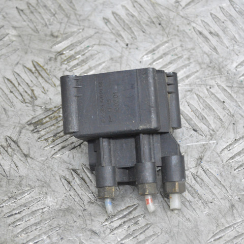 Блок шинних кранів A2513200158 MERCEDES