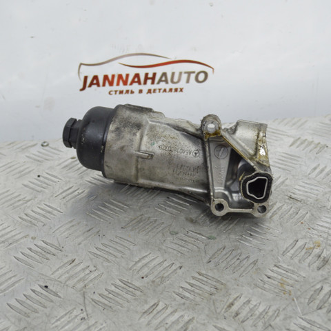 Корпус масляного фільтра A6401800710 MERCEDES