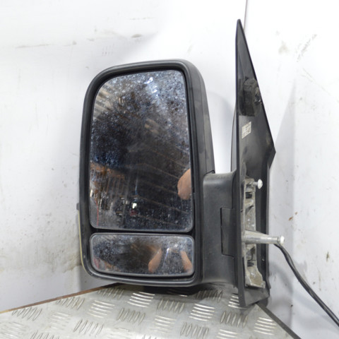 Дзеркало ліве Mercedes Sprinter 2 5-t