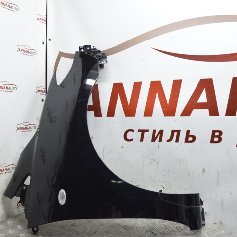 Переднє праве крило C23552111C MAZDA