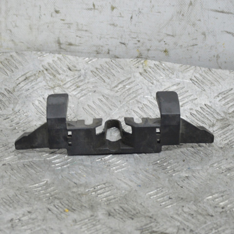 Захист замку капота GJ8A56627 MAZDA