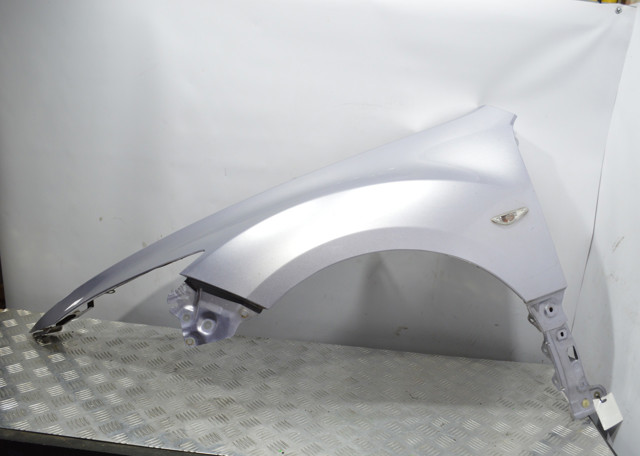 Бічна частина передня ліва GS1D52210C MAZDA