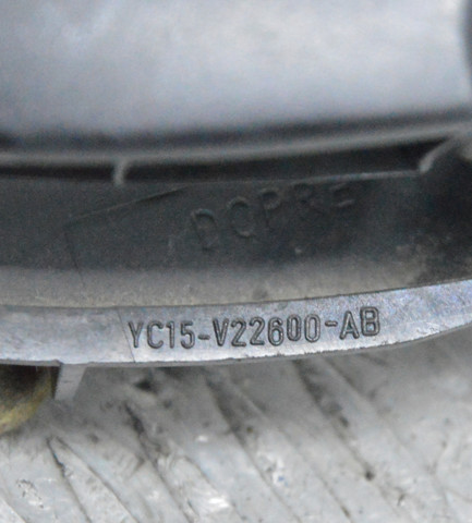 Ручка передніх дверей внутрішня, права YC15V22600AB FORD