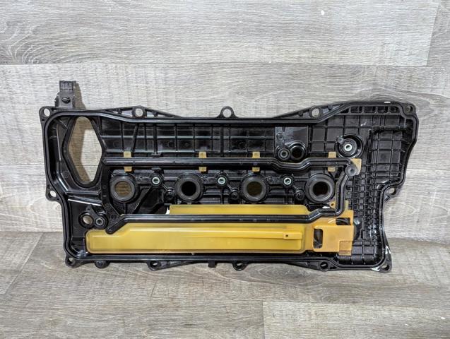 Кришка клапанів 1120125032 TOYOTA