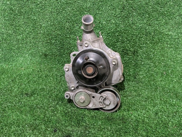 Насос охолодження 1610039575 TOYOTA