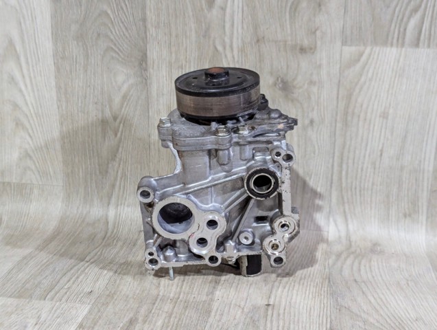 Насос охолодження 1610039595 TOYOTA