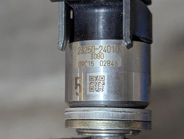 Форсунки електромагнітні 2325024010 TOYOTA