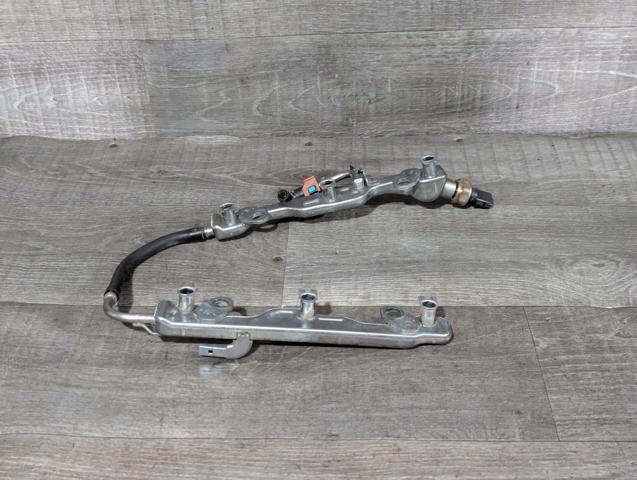 Паливна рампа 2380031040 TOYOTA