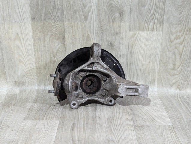 Цапфа поворотна ліва 4320247030 TOYOTA