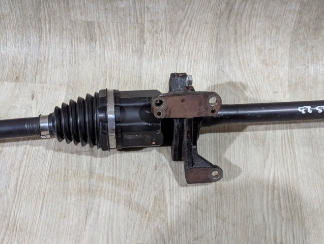Піввісь передня, права 4341042300 TOYOTA