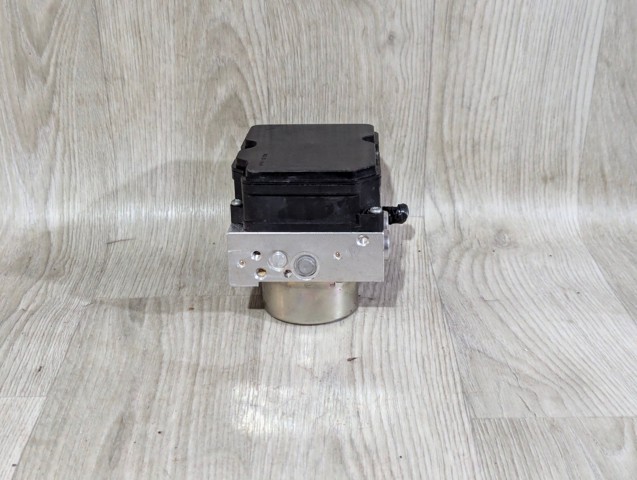 Блок управління АБС (ABS) 4451042220 TOYOTA
