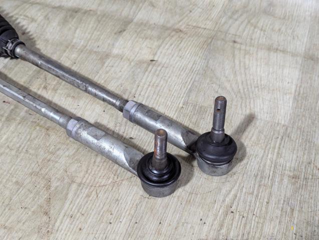 Рульовий наконечник 4546049095 TOYOTA