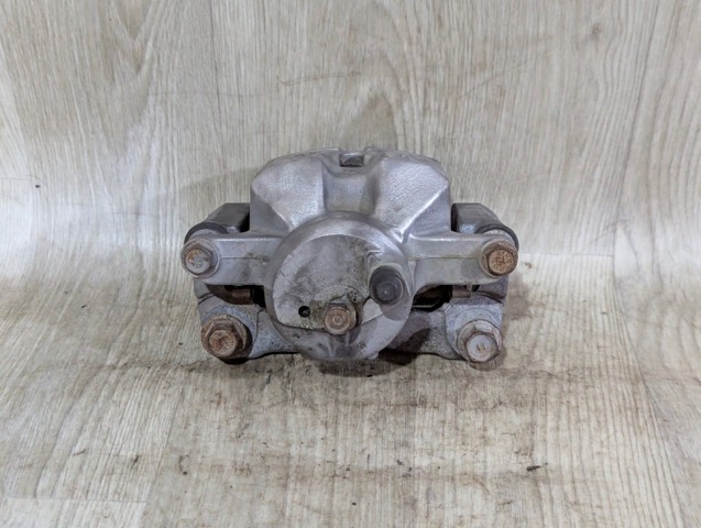 Супорт гальмівний, передній, правий 4773047060 TOYOTA