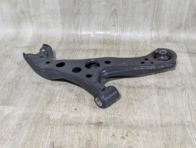 Поперечний важіль 4806947060 TOYOTA