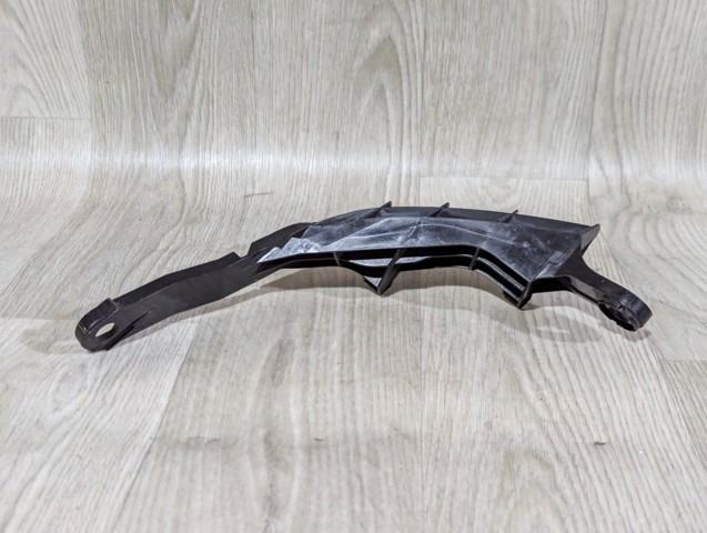 Ліве кріплення заднього бампера 5256342050 TOYOTA