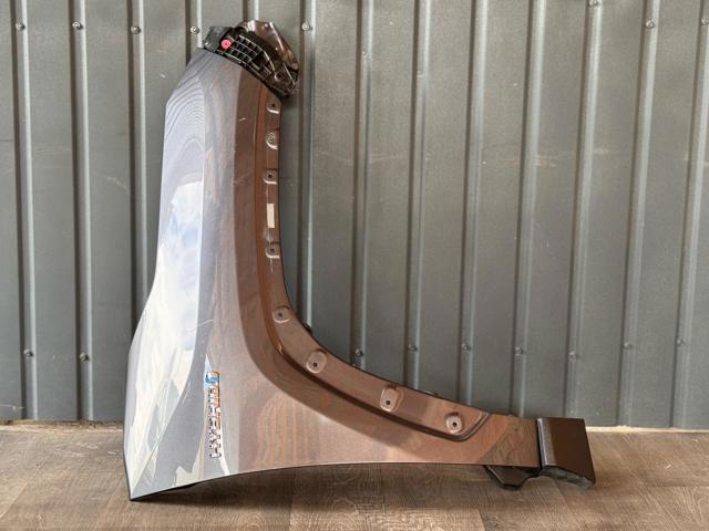 Переднє праве крило 5381142330 TOYOTA