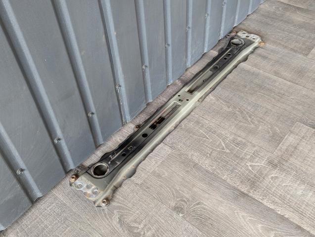 Підсилювач бампера 5710433080 TOYOTA