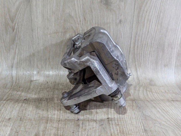 Супорт гальмівний, передній, правий 58130GI000 HYUNDAI