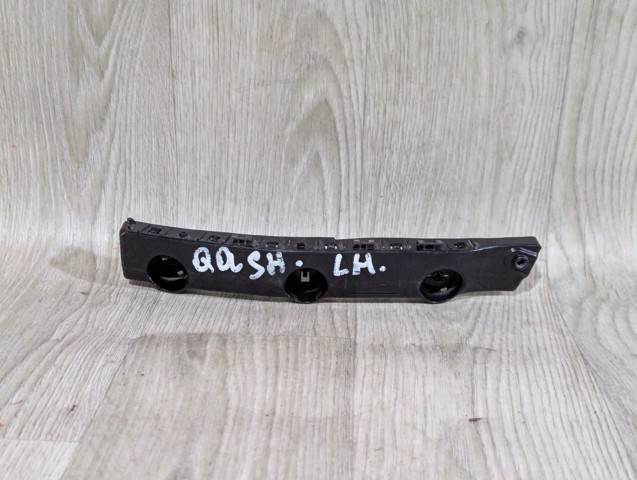 Ліве кріплення переднього бампера 622234CL0A NISSAN