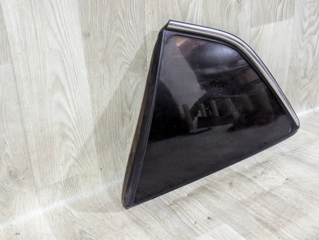 Стукло багажника, праве 6271042310 TOYOTA
